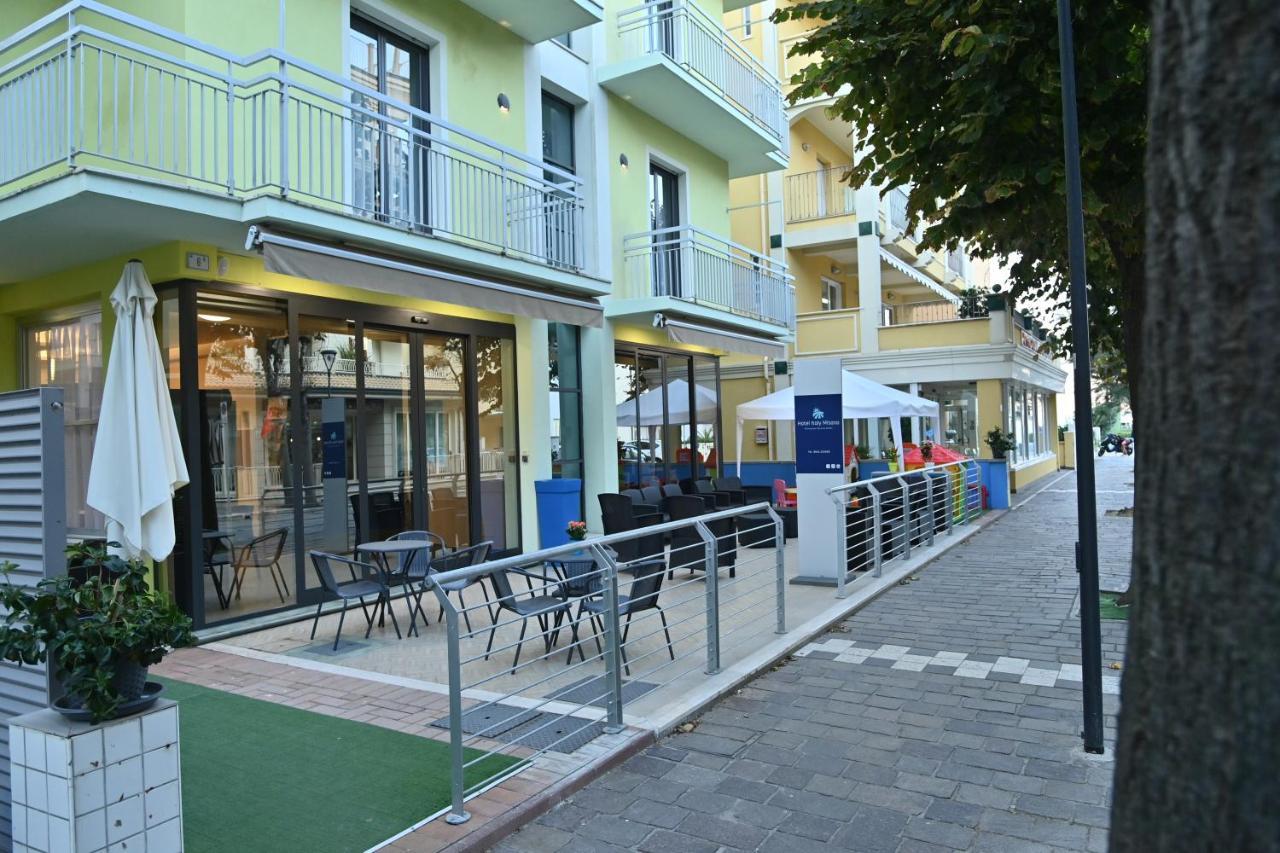 Hotel Italy Мисано Адриатико Екстериор снимка